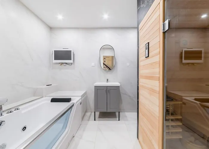 Prive A Domicile - Sauna Elegance A 17 アパート
